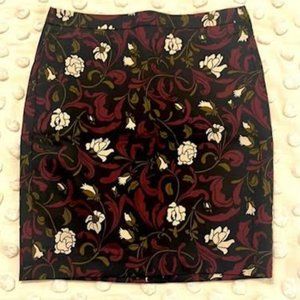 Beautiful Pattern Ann Taylor Loft Pencil Skirt Size 8